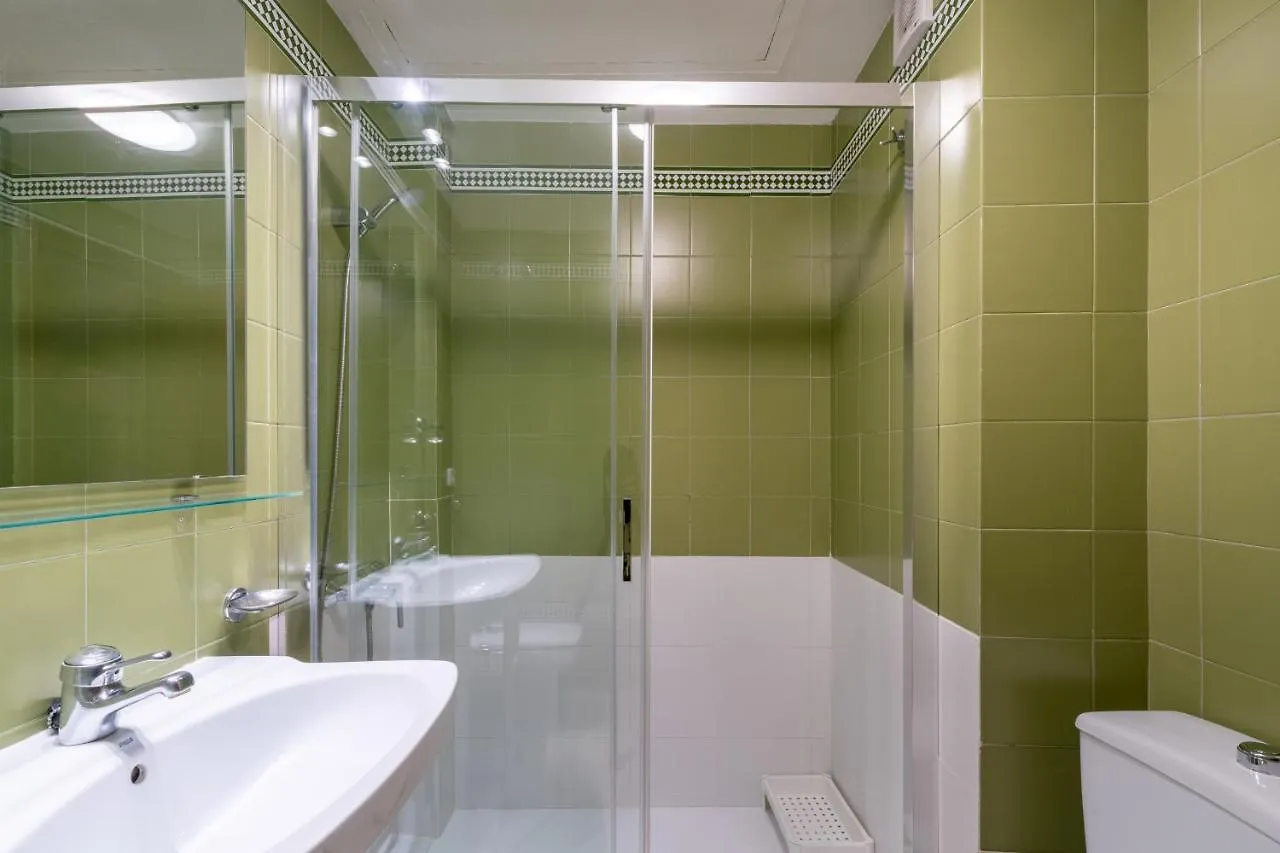 Vr Excelente Ubicacion Luminoso Apt Para Parejas Seville